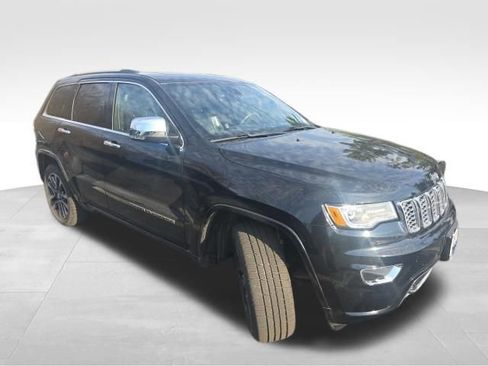 Used 2017 Jeep Grand Cherokee Overland image 7