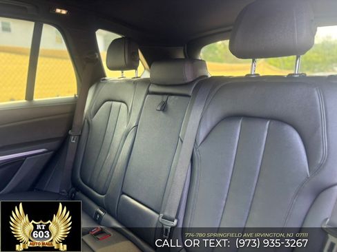 Used 2020 BMW X5 xDrive40i w/ Convenience Package AWD/4WD image 10