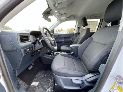 New 2025 Ford Maverick XL image 8