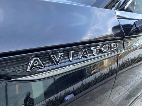 Used 2023 Lincoln Aviator Black Label AWD/4WD image 9
