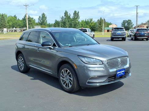 Used 2022 Lincoln Corsair AWD w/ Equipment Group 101A image 8