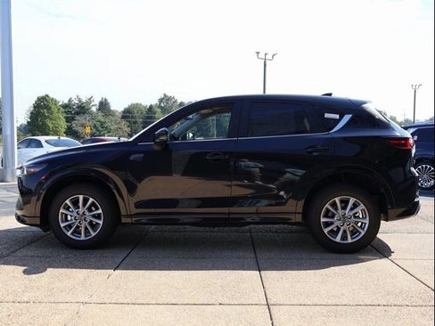 New 2025 MAZDA CX-5 AWD 2.5 S w/ Preferred Package image 3