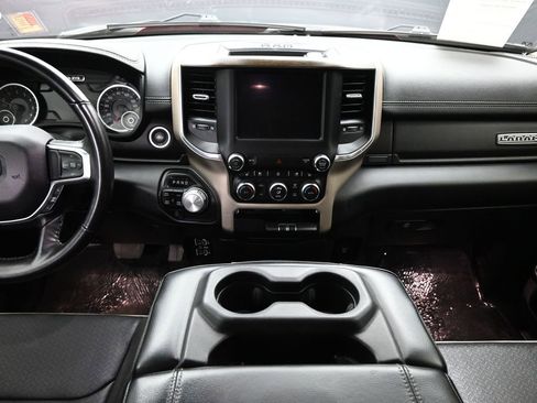 Used 2022 RAM 1500 Laramie AWD/4WD image 15