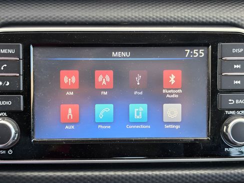 Used 2021 Nissan Kicks S FWD image 30