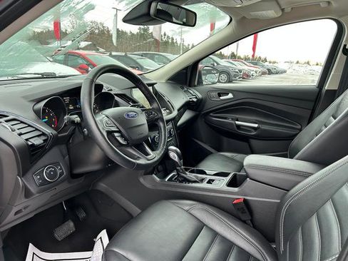 Used 2019 Ford Escape Titanium image 11