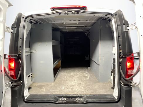 Used 2020 Mercedes-Benz Metris Cargo image 32