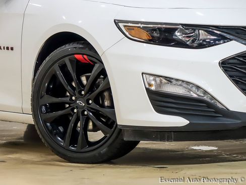 Used 2025 Chevrolet Malibu LT w/ Redline Edition FWD image 3
