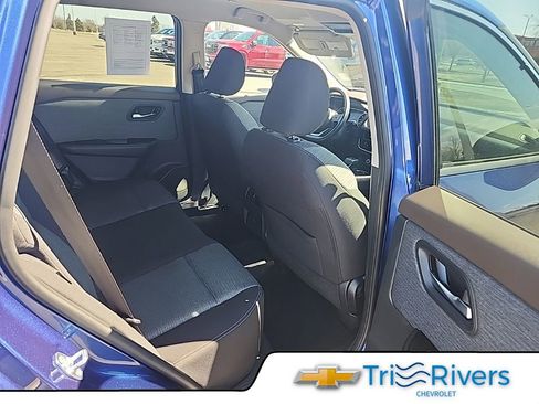 Used 2023 Nissan Rogue SV AWD/4WD image 12