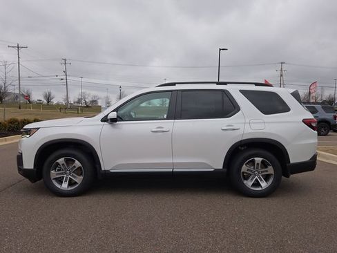 New 2026 Honda Pilot EX-L image 2