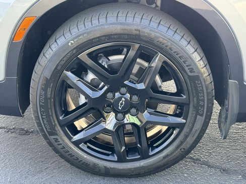 Used 2023 Chevrolet Blazer Premier image 12