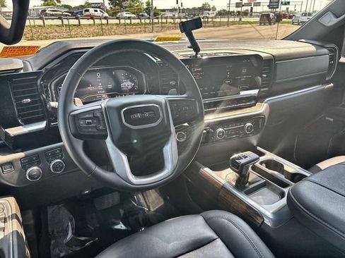 Certified 2024 GMC Sierra 1500 Elevation w/ Elevation Premium Package AWD/4WD image 16