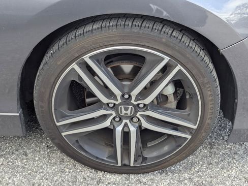 Used 2016 Honda Accord Sport image 9