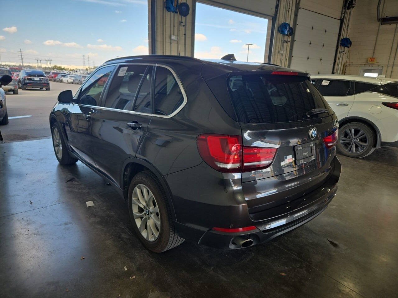 Used 2016 BMW X5 xDrive35i AWD/4WD image 3