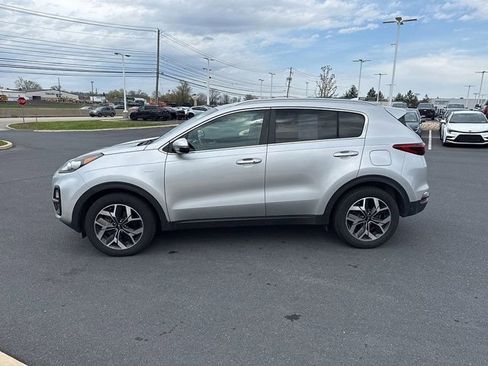 Used 2020 Kia Sportage EX image 4