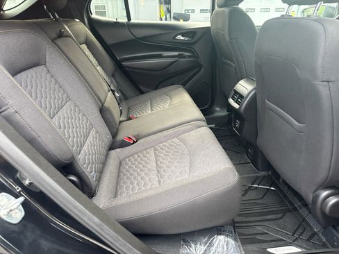 Used 2019 Chevrolet Equinox LT FWD image 14