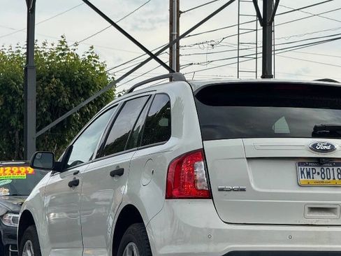 Used 2013 Ford Edge SE image 10