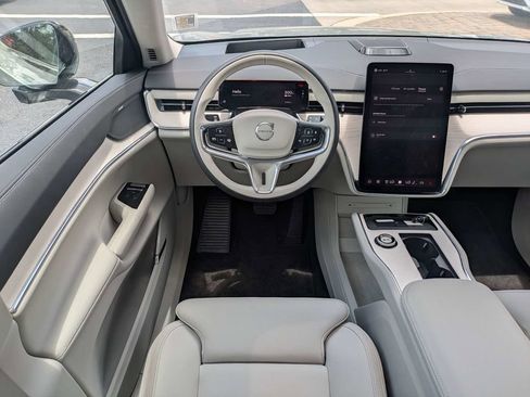 Certified 2025 Volvo EX90 Ultra AWD/4WD image 23