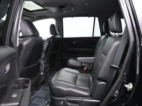 Used 2020 Honda Pilot Touring image 24