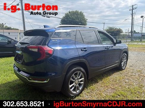 Used 2022 GMC Terrain SLT AWD/4WD image 5