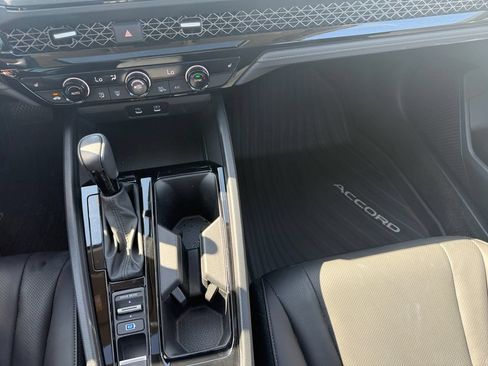 Certified 2024 Honda Accord EX-L image 25