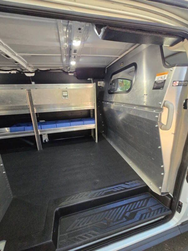 Used 2018 Ford Transit 150 130 Low Roof RWD image 13