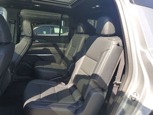 New 2026 Chevrolet Traverse LT FWD image 14