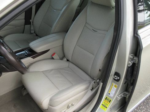 Used 2014 Cadillac XTS image 11