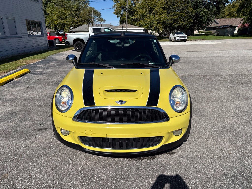 Used 2009 MINI Cooper S FWD image 2