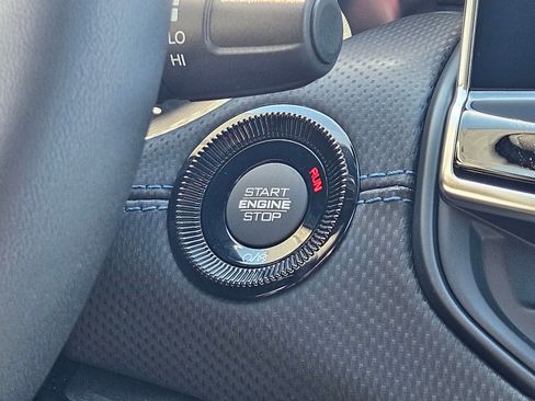 New 2026 Jeep Compass Limited image 12