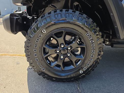 Used 2023 Jeep Wrangler Unlimited Sport AWD/4WD image 10