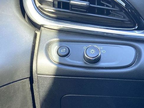 Used 2018 Chevrolet Volt Premier w/ Driver Confidence Package image 14