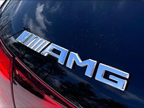 Used 2025 Mercedes-Benz GLA 35 AMG 4MATIC image 10