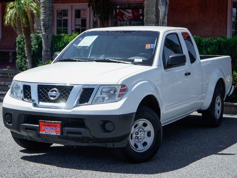Used 2018 Nissan Frontier S RWD image 4