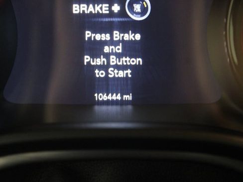 Used 2018 Dodge Challenger SXT Plus image 8