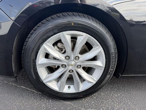 Used 2024 Chevrolet Malibu LT FWD image 9