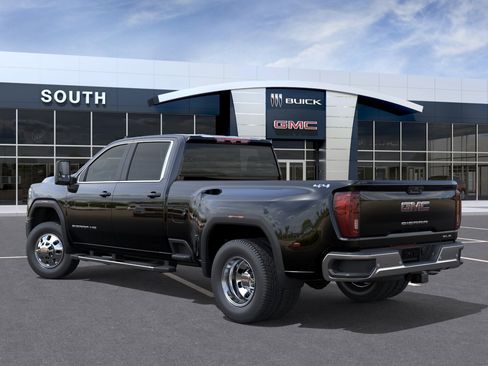 New 2026 GMC Sierra 3500 SLE AWD/4WD image 3