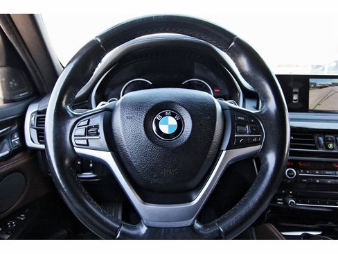 Used 2017 BMW X6 sDrive35i image 9