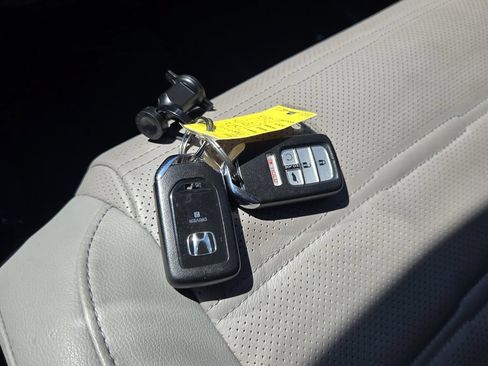 Used 2022 Honda CR-V EX-L image 18