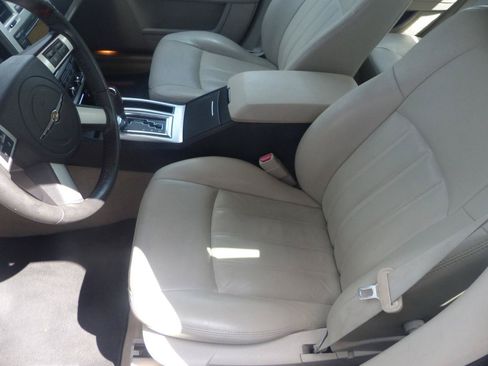 Used 2007 Chrysler 300 C RWD image 19