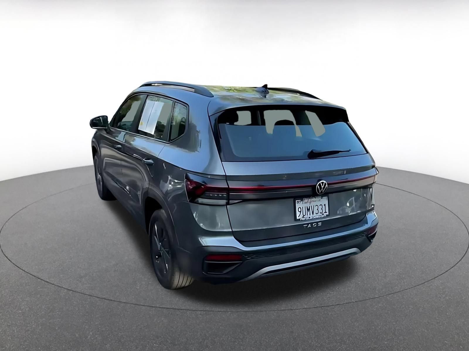 Used 2026 Volkswagen Taos S FWD image 10