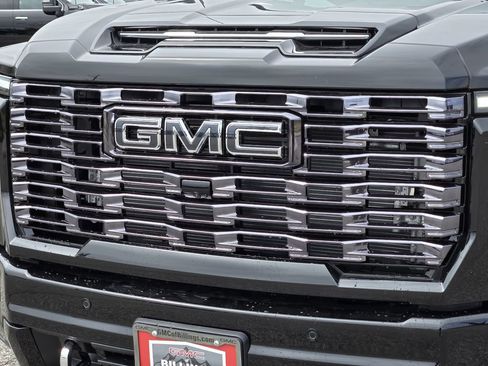 New 2026 GMC Sierra 3500 Denali Ultimate image 40