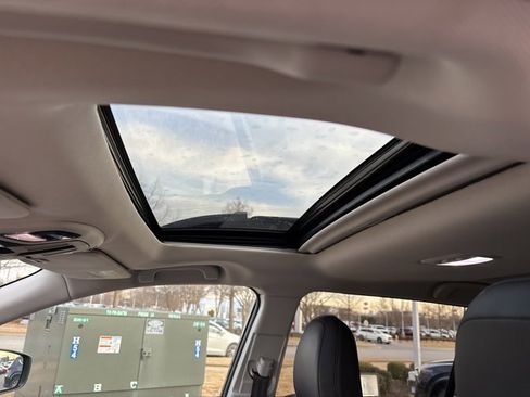 Used 2024 Subaru Outback Limited XT image 20