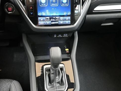 Certified 2025 Subaru Forester Premium AWD/4WD image 29