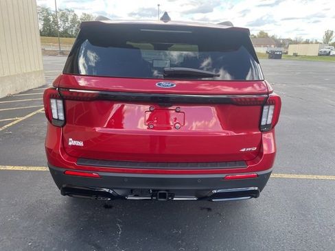 New 2026 Ford Explorer ST-Line w/ ST-Line Street Pack image 8