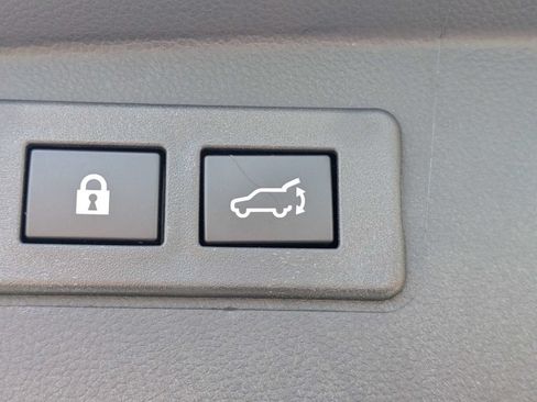 Certified 2025 Subaru Outback Premium AWD/4WD image 15