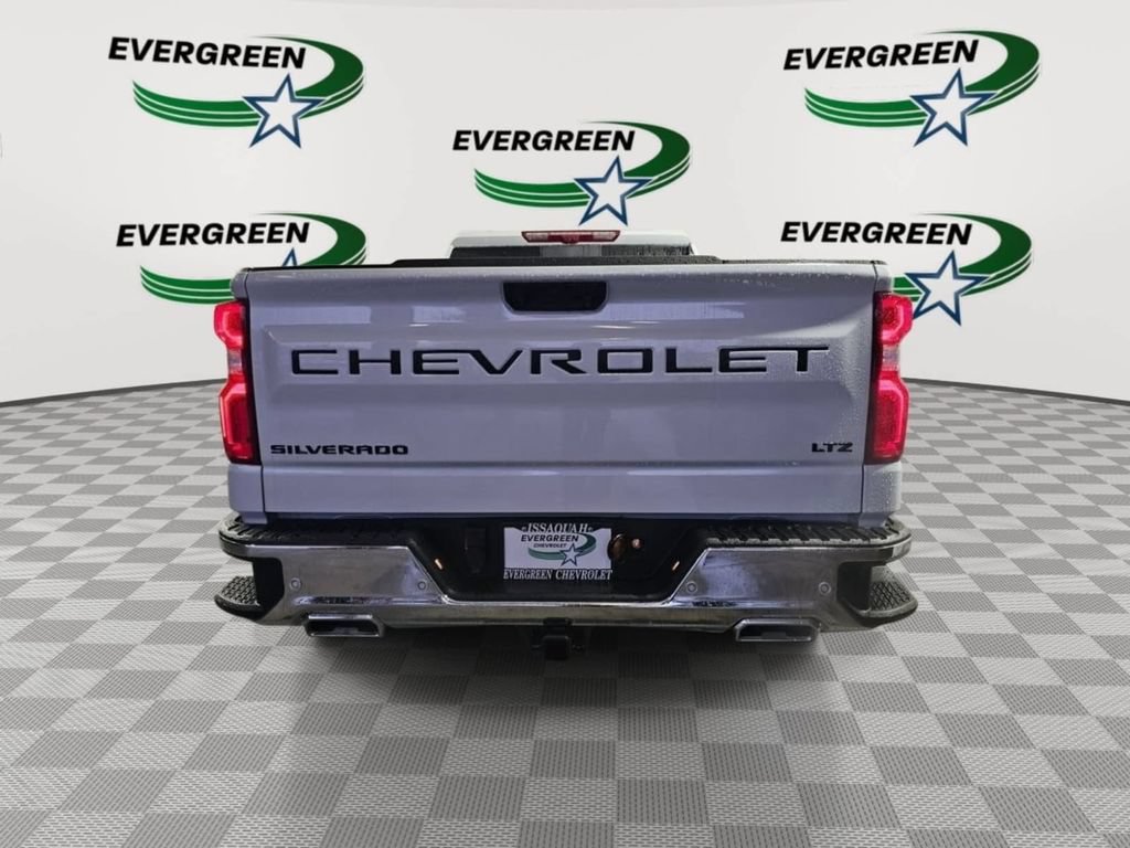 Used 2026 Chevrolet Silverado 1500 LTZ AWD/4WD image 4