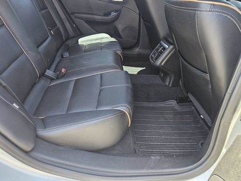 Used 2017 Chevrolet Impala Premier w/ Enhanced Convenience Package FWD image 26