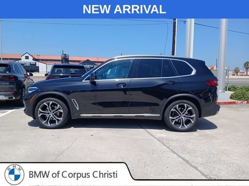 Used 2022 BMW X5 xDrive40i w/ Premium Package AWD/4WD image 6