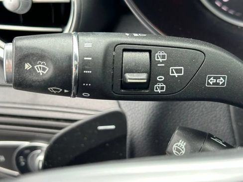Certified 2020 Mercedes-Benz GLC 300 4MATIC image 23