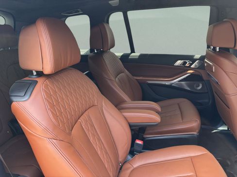 Used 2026 BMW X7 M60i image 30